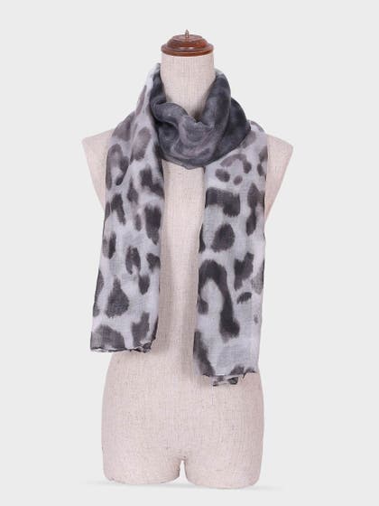 Shyle Cloud Grey Animal Printed Viscose Scarf