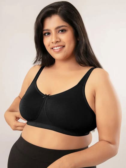 Nykaa Black Non-Padded Flawless Me Breast Separator bra