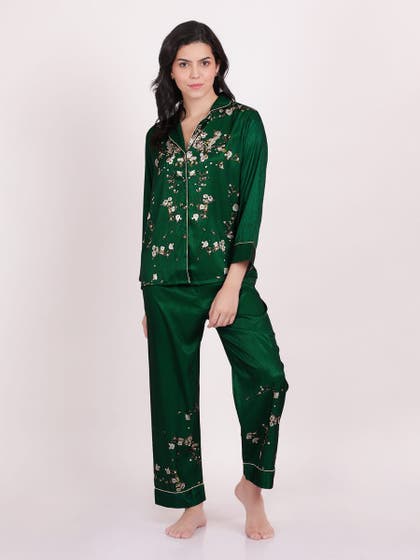 Shyle Verdant Green Floral Printed Contrast Piping Satin Pyjama Set