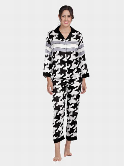Shyaway Black White Geometric Printed Satin Pyjama Set