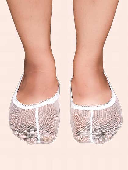 Shyle White Scallop Elastic Mesh Seamless Ankle Socks