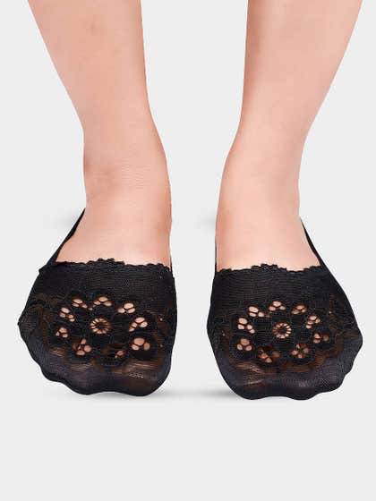 Shyle Black Bean Front Lace Seamless Ankle Socks
