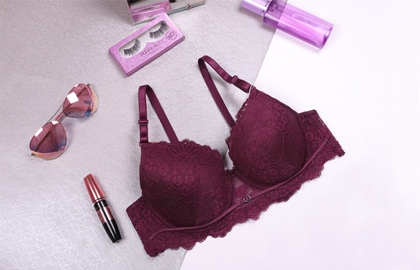 How Does the Centre Gore of a Bra Fit