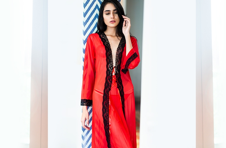 Holiday Lingerie Sets – You Want to Buy in 2024