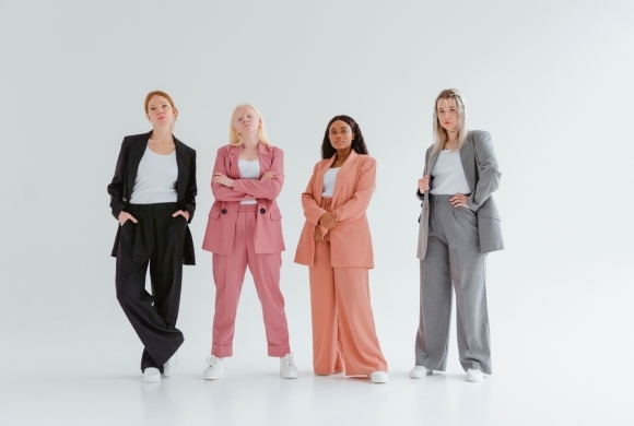 25 Different Types of Pants for Women